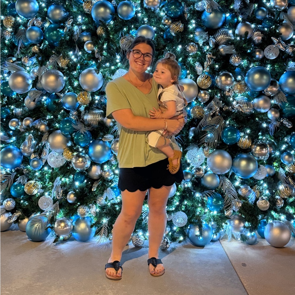 Meet your Posher, Alyssa